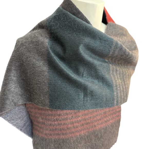 Shanghai Tang Silk & Cashmere Scarf - NWT - 🇮🇹 Made in Italy 🇮🇹 - Picture 1 of 15